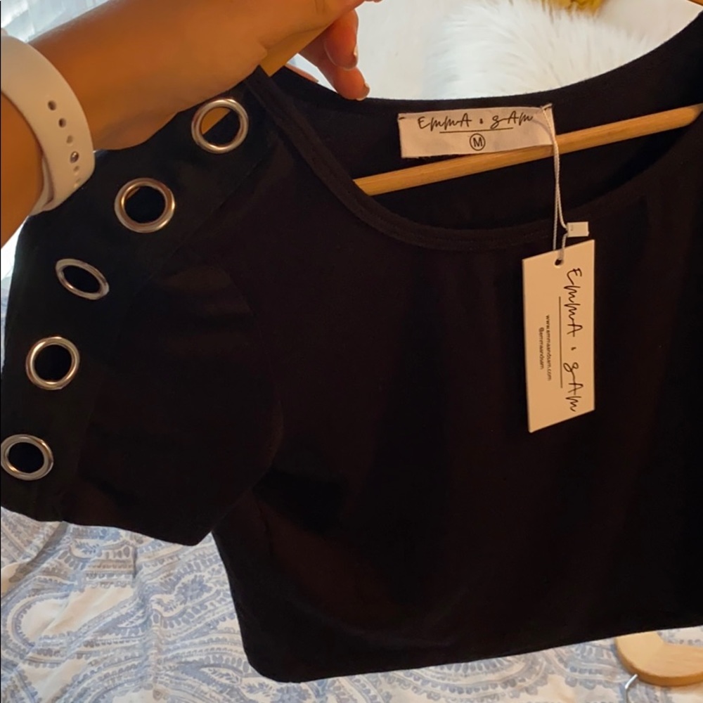 LF Cropped T